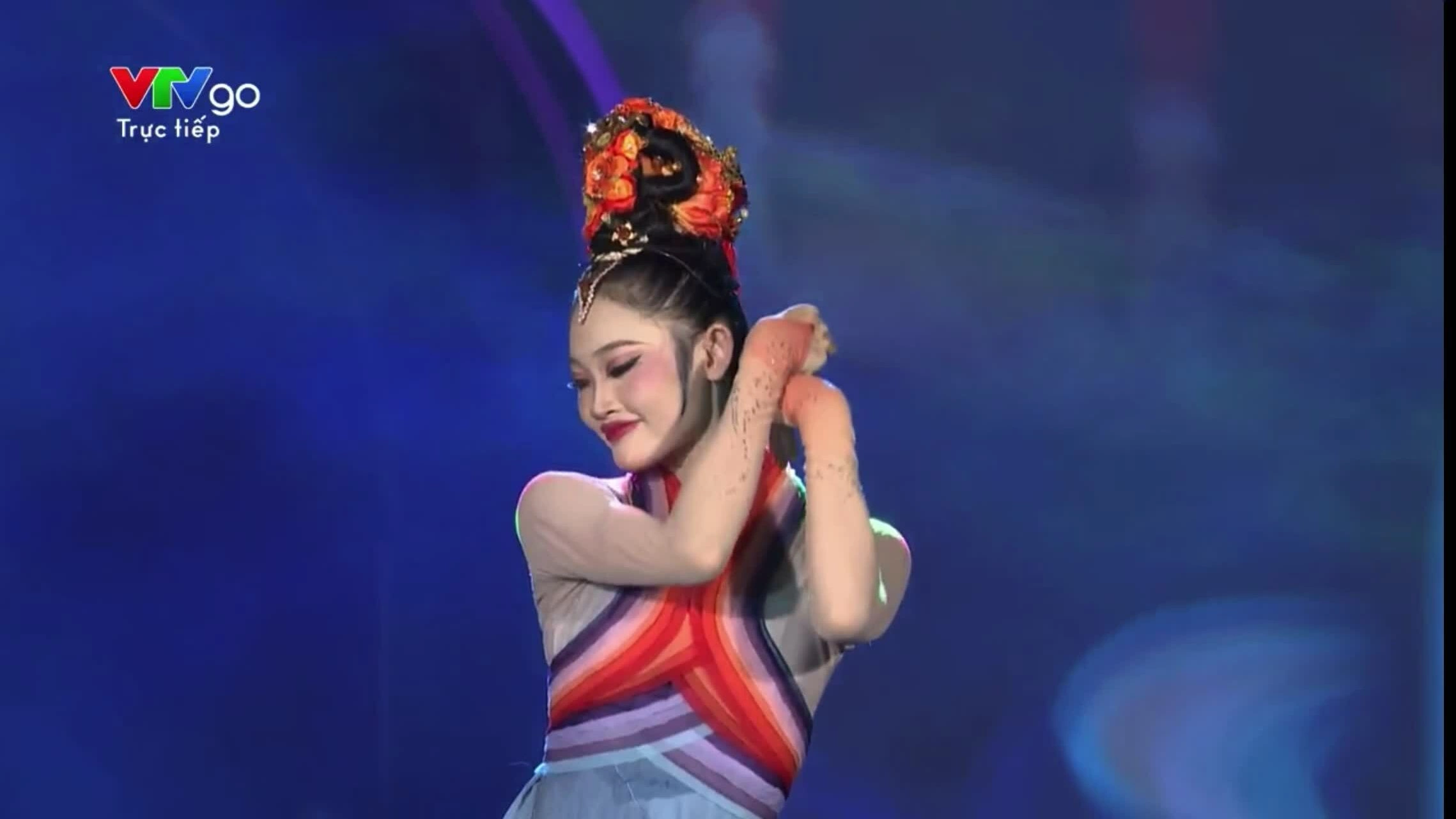 Tiết mục múa 'Trung một vầng trăng'