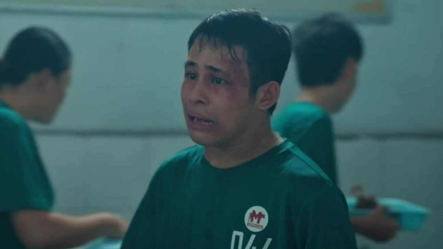 Đinh Viết Tường đóng cùng nghệ sĩ Như Quỳnh trong phim 'Trại buôn người'