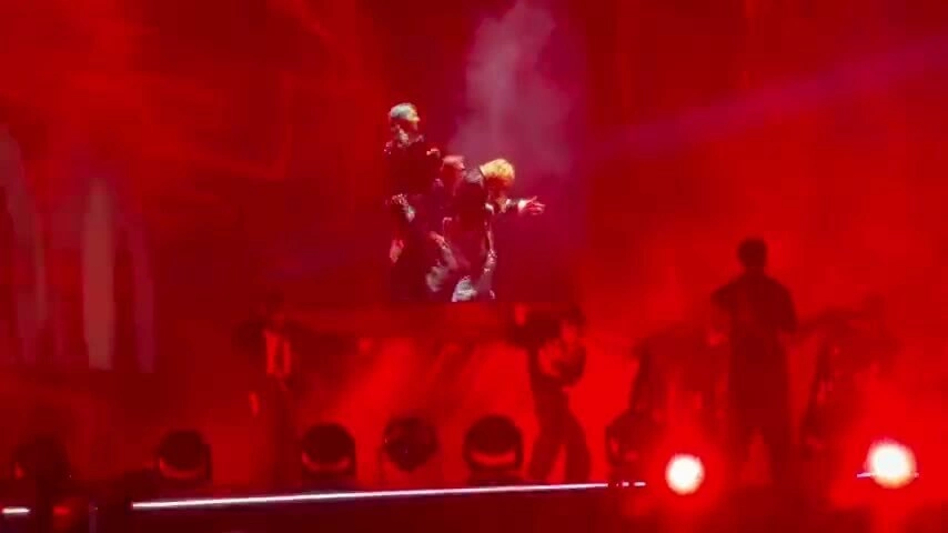 Concert BigBang ở Hà Nội: Những giai điệu thanh xuân