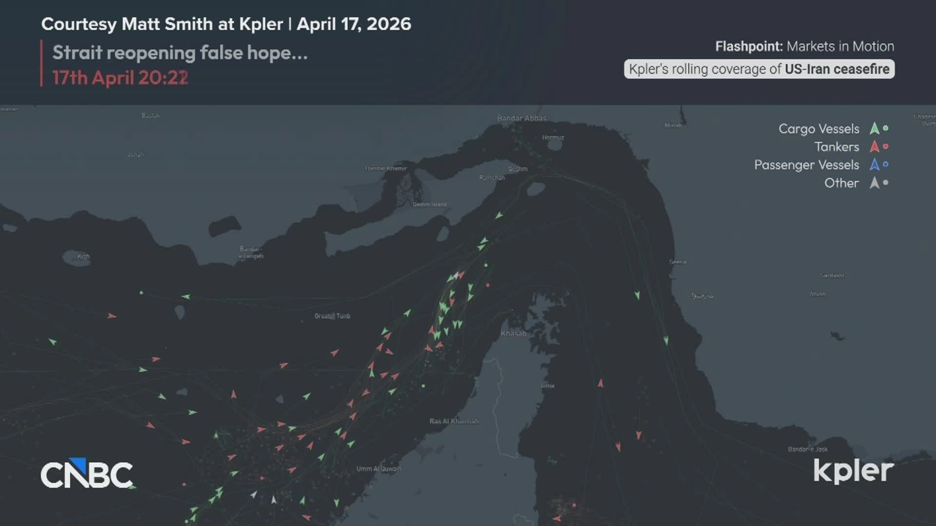 Tàu biển chưa đi qua được eo Hormuz