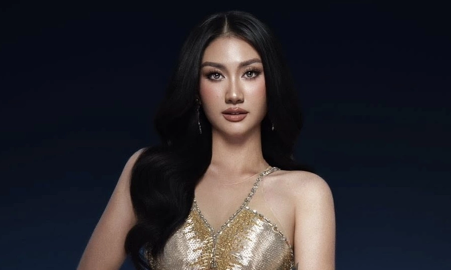 Nguyễn Hoàng Phương Linh catwalk trên sân khấu Hoa hậu Hoàn vũ Việt Nam 2025