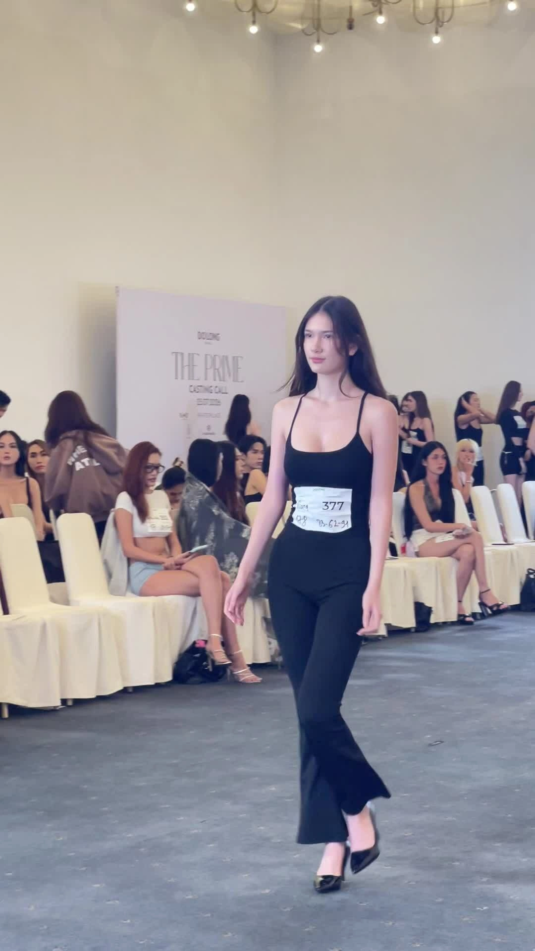 Em gái Đặng Văn Lâm: 'Tôi xem việc bị từ chối là một phần của nghề mẫu'