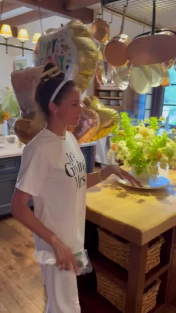 Lời ước sinh nhật của Meghan 10 năm trước được nhắc lại