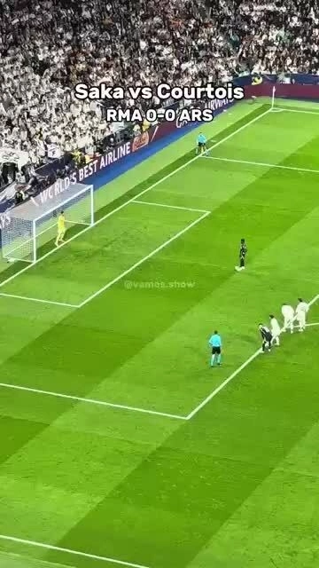 Saka sút hỏng phạt đền trước Real