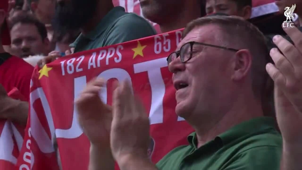 Liverpool và Preston tri ân Jota