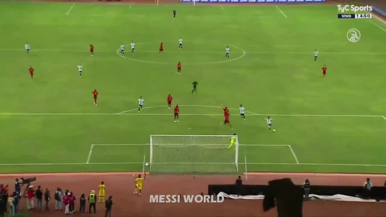Messi ấn định tỷ số 2-0 trước Angola