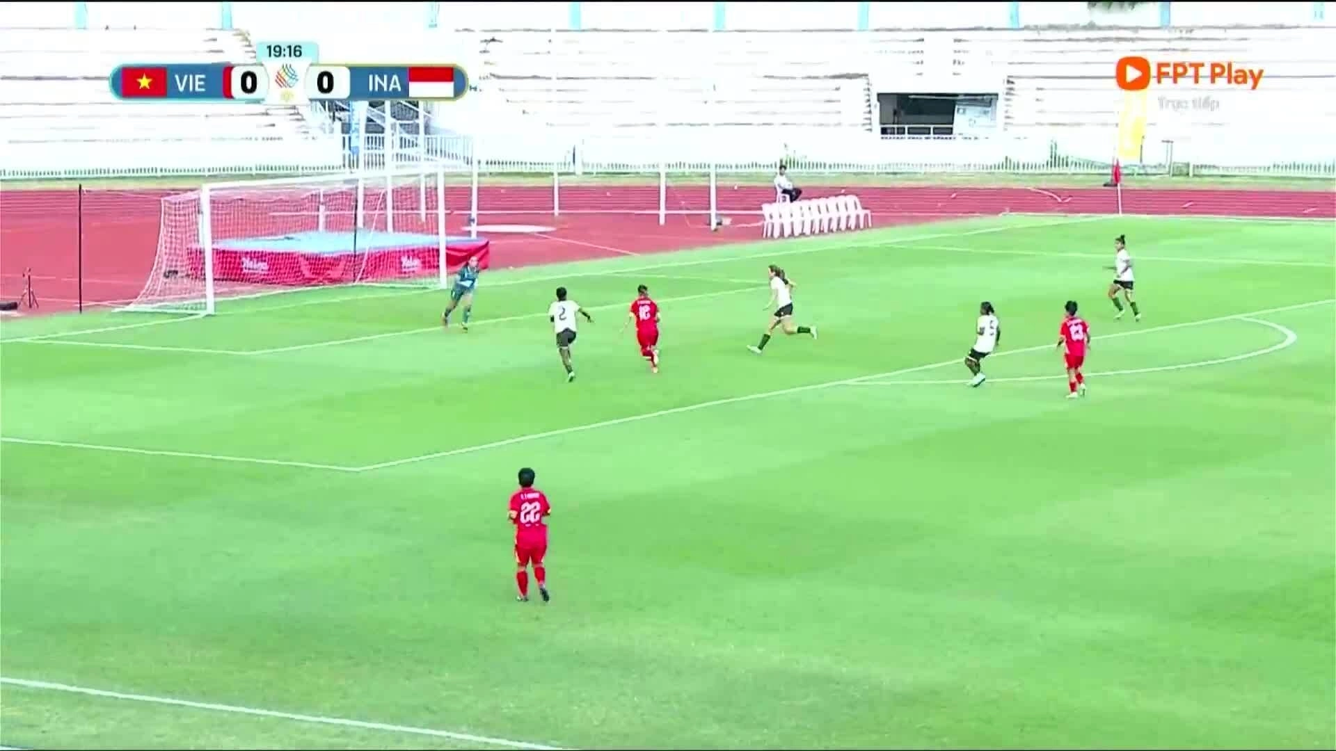 Hải Yến bỏ lỡ cơ hội đối mặt