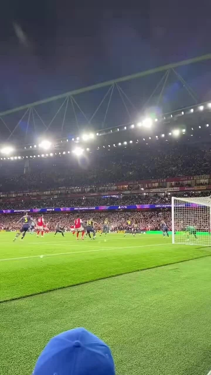 Saka ghi bàn giúp Arsenal hạ Atletico Madrid Saka ghi bàn giúp Arsenal hạ Atletico Madrid