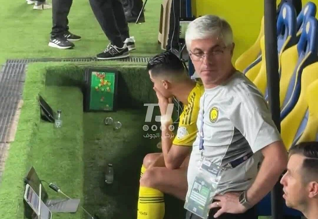 Vẻ thất vọng của Ronaldo sau khi bị trì hoãn chức vô địch Saudi Pro League
