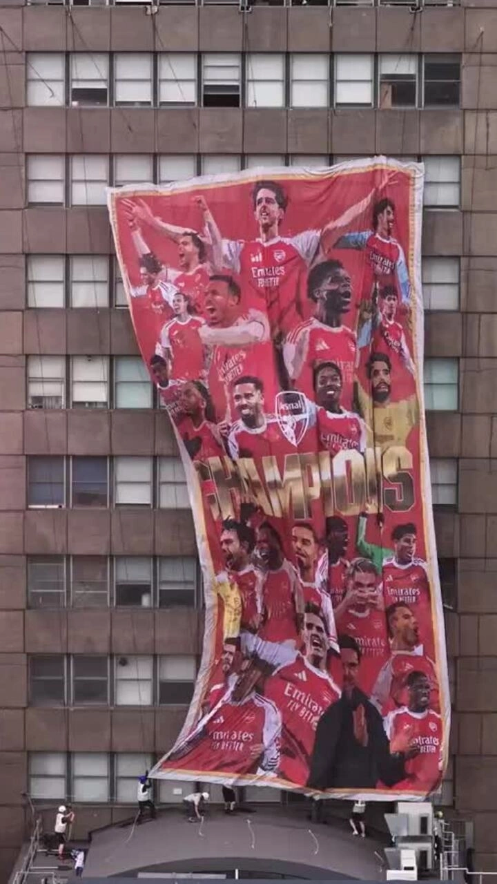 Buổi lễ rước Cup của Arsenal