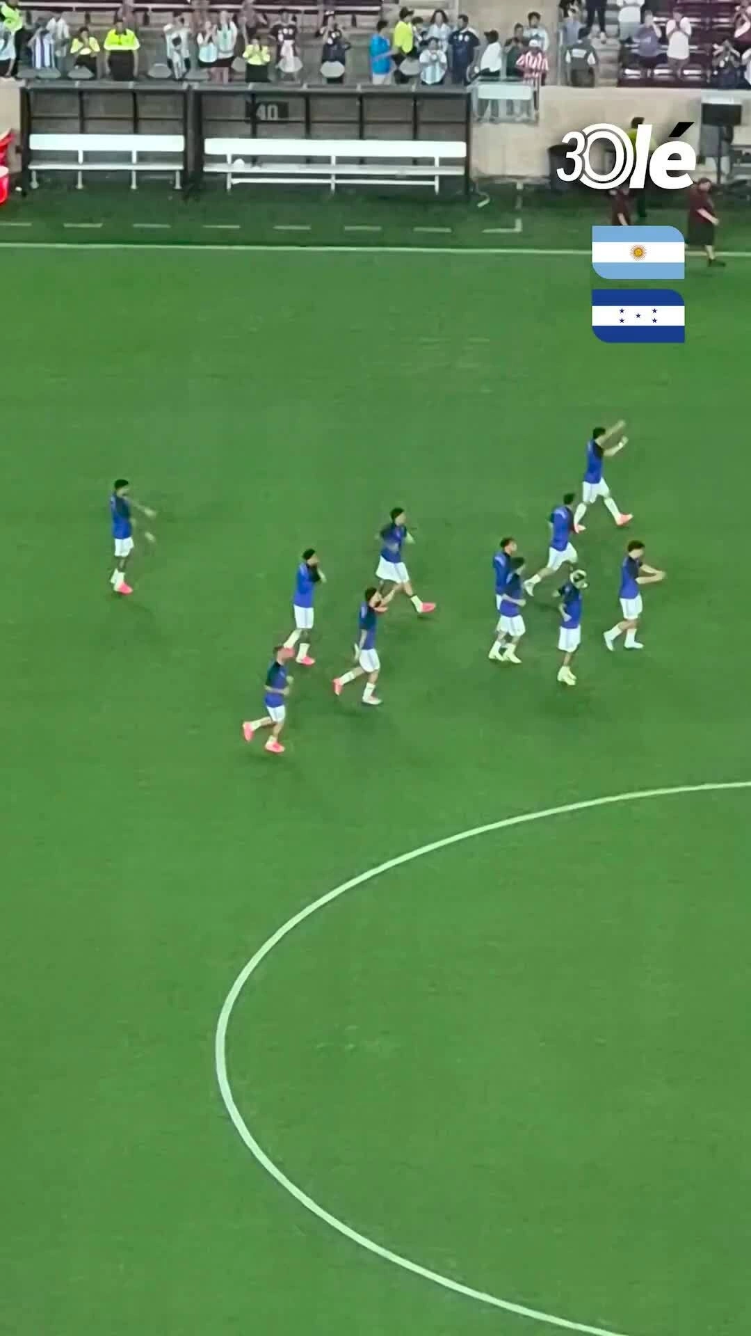 Messi tập thể lực ngay sau trận giao hữu của Argentina