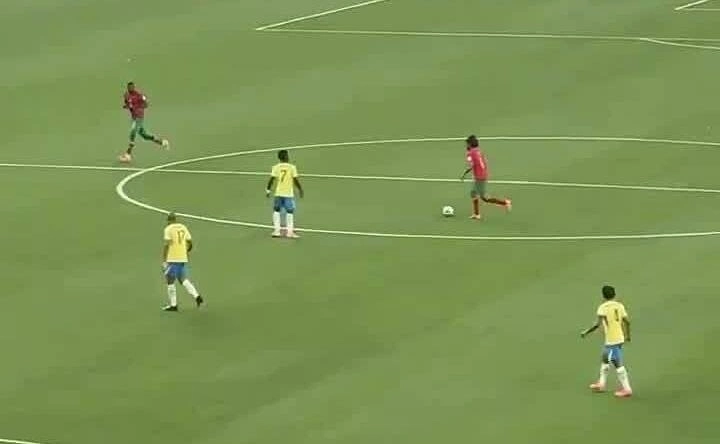 Bouaddi - tiền vệ 18 tuổi làm khổ tuyến giữa Brazil