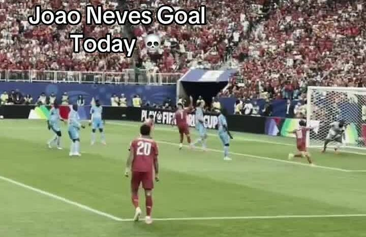 Bàn mở tỷ số của Joao Neves nhìn từ khán đài