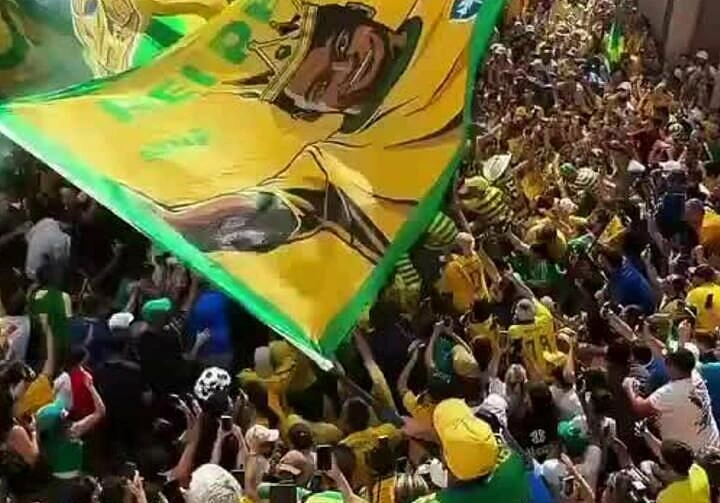 CĐV Brazil khuấy động Houston