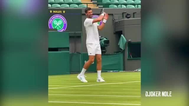 Sinner, Djokovic tập luyện ở Wimbledon