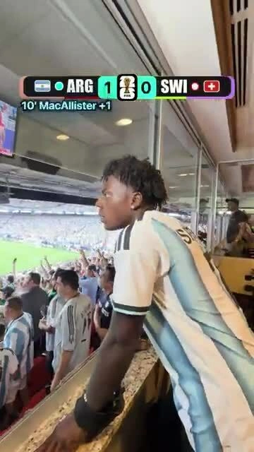 Fan cuồng Ronaldo thất bại khi ám quẻ Argentina