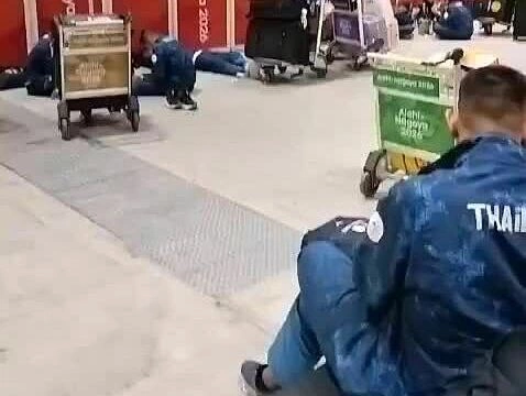Các VĐV Ấn Độ vạ vật ở Nagoya 12 tiếng để chờ có phòng ở