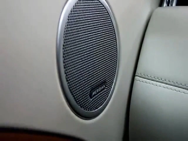 Hệ thống âm thanh Meridian trên xe Range Rover