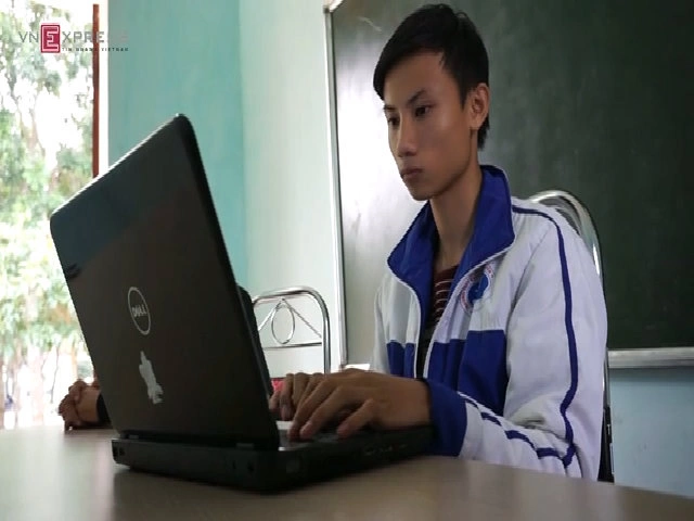Nam sinh sáng chế máy chống ngủ gật cho các tài xế