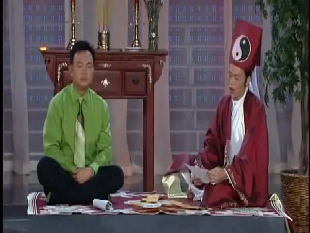 Hoài Linh trổ tài bắn tiếng Anh khiến Chí Tài choáng váng