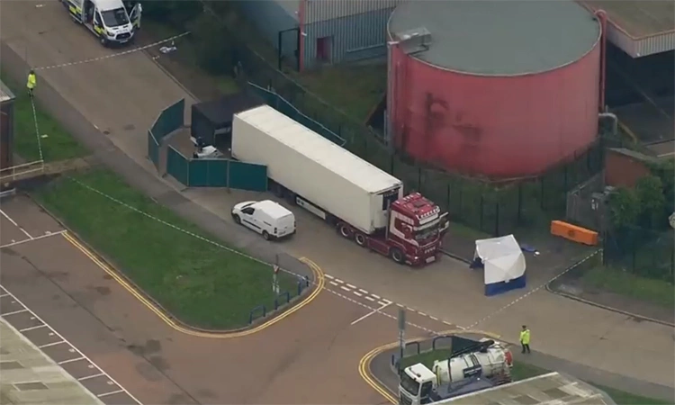 Vụ xe container chứa 39 thi thể được phát hiện thế nào?