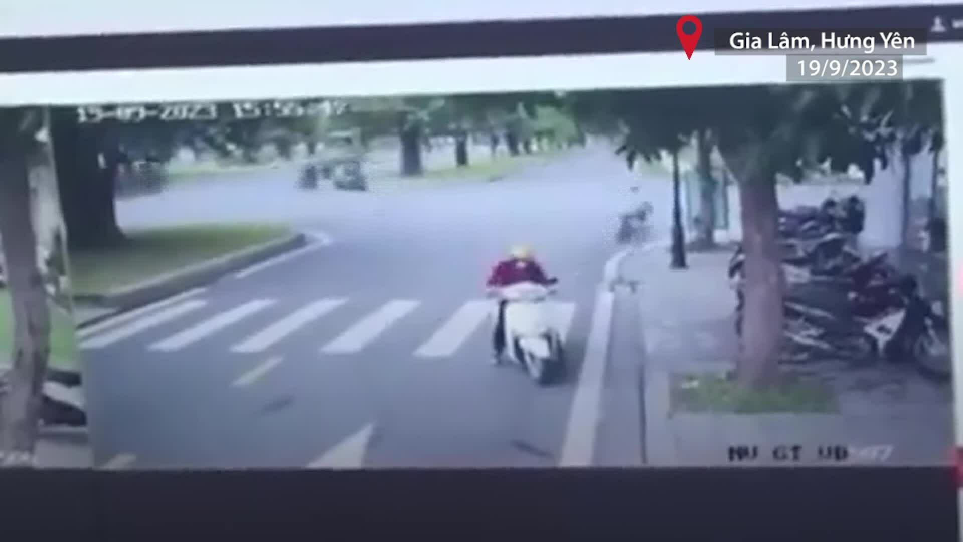 Phát hiện thi thể Phụ nữ bắt cóc trẻ em gần cầu Phù Đổng