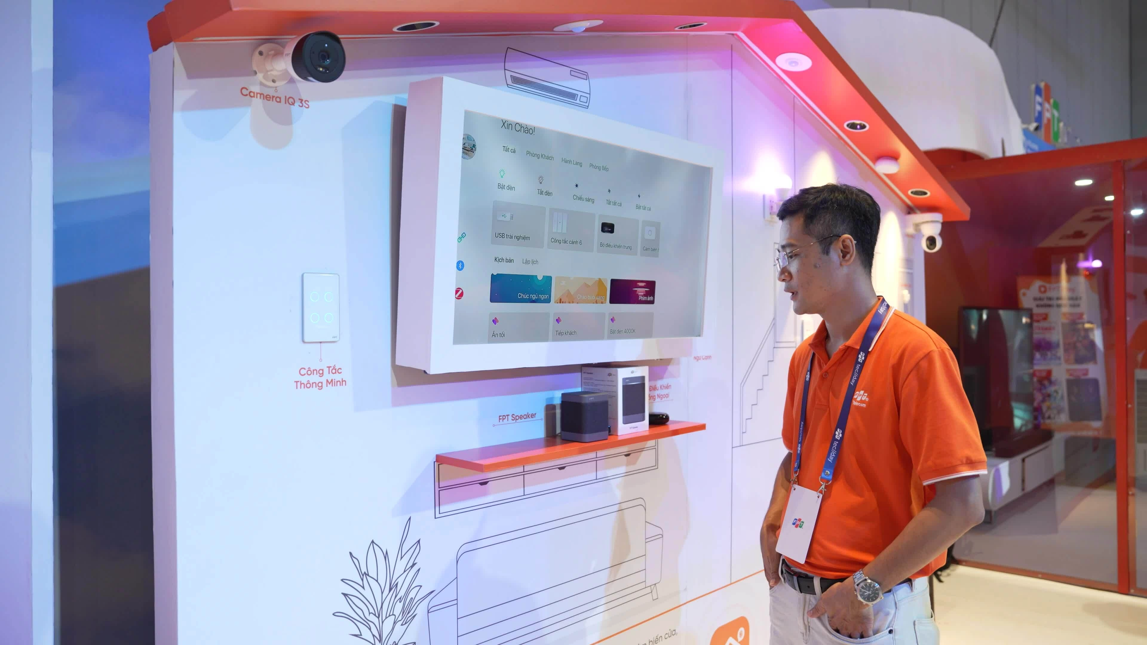 Trải nghiệm loa thông minh tích hợp ChatGPT và AI của FPT