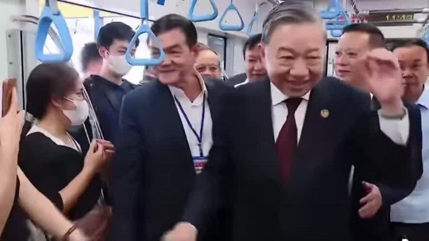 Tổng Bí thư Tô Lâm trải nghiệm Metro Bến Thành - Suối Tiên