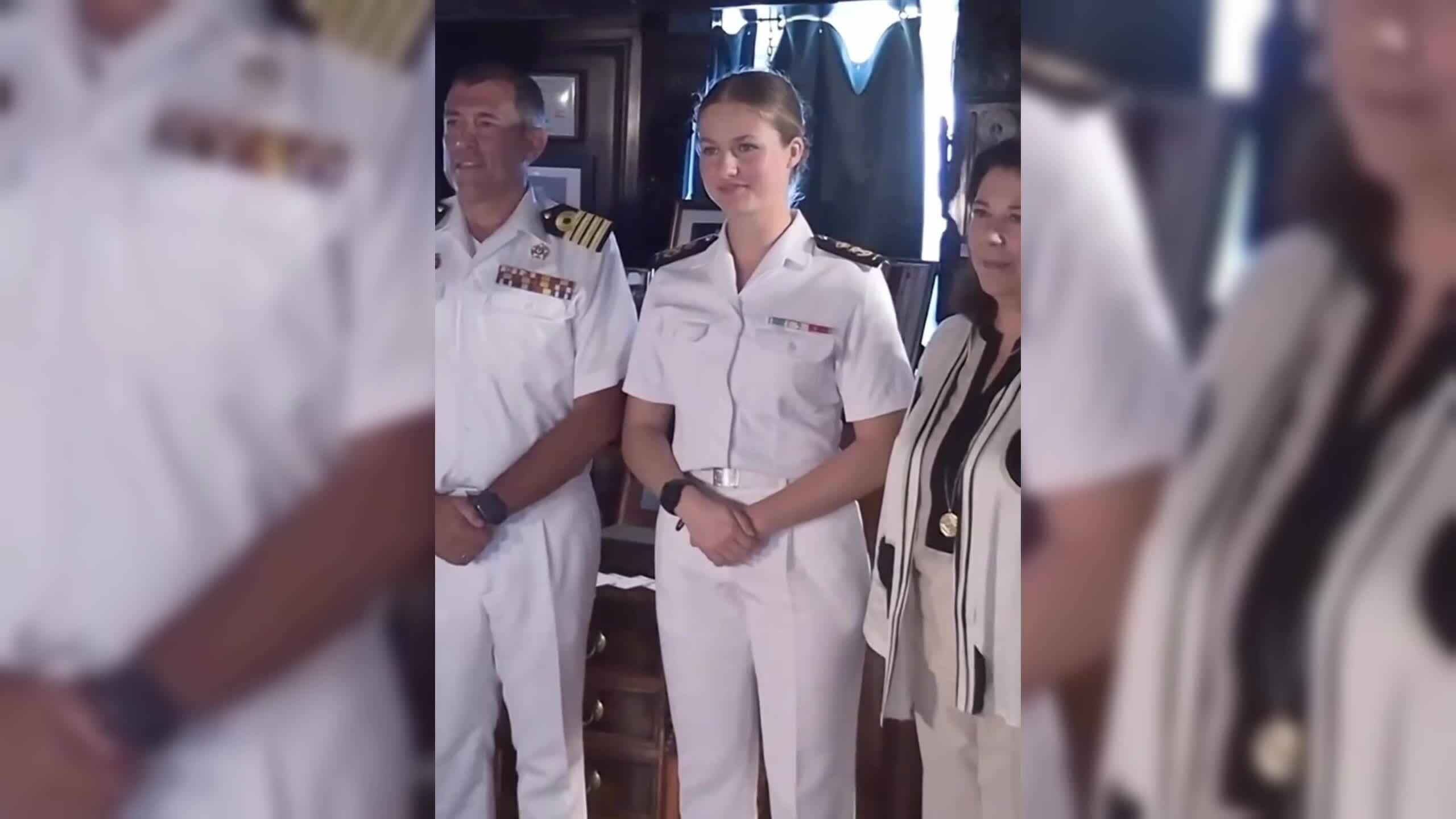 Công chúa Tây Ban Nha học làm thủy thủ