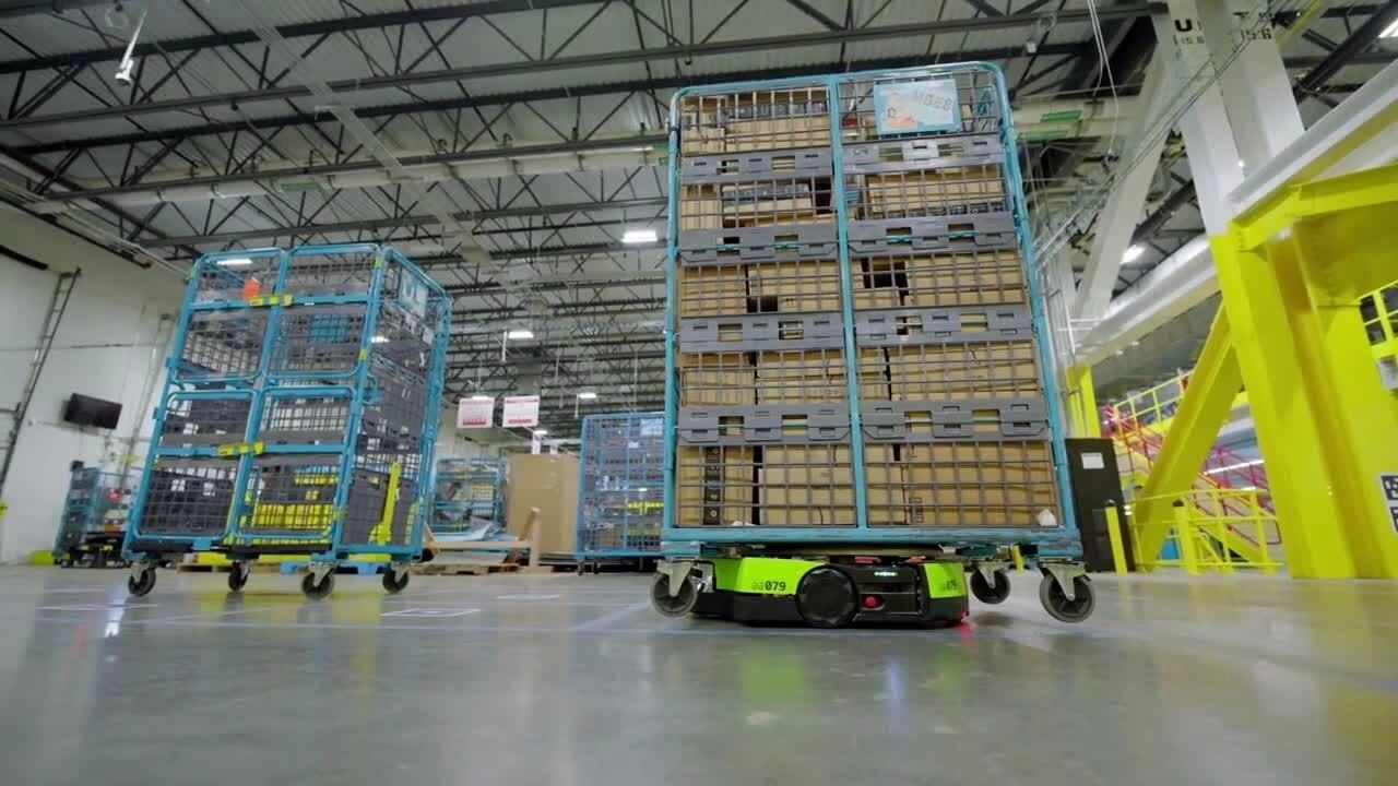Một triệu robot hoạt động thế nào trong kho hàng Amazon?
