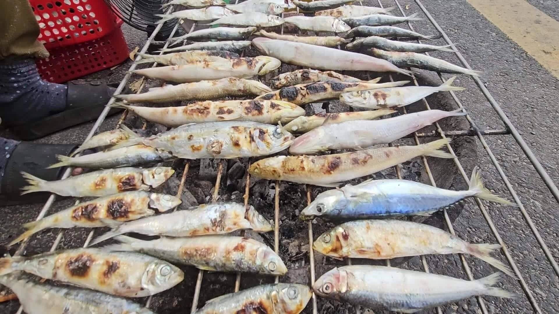 Nghề nướng cá trích