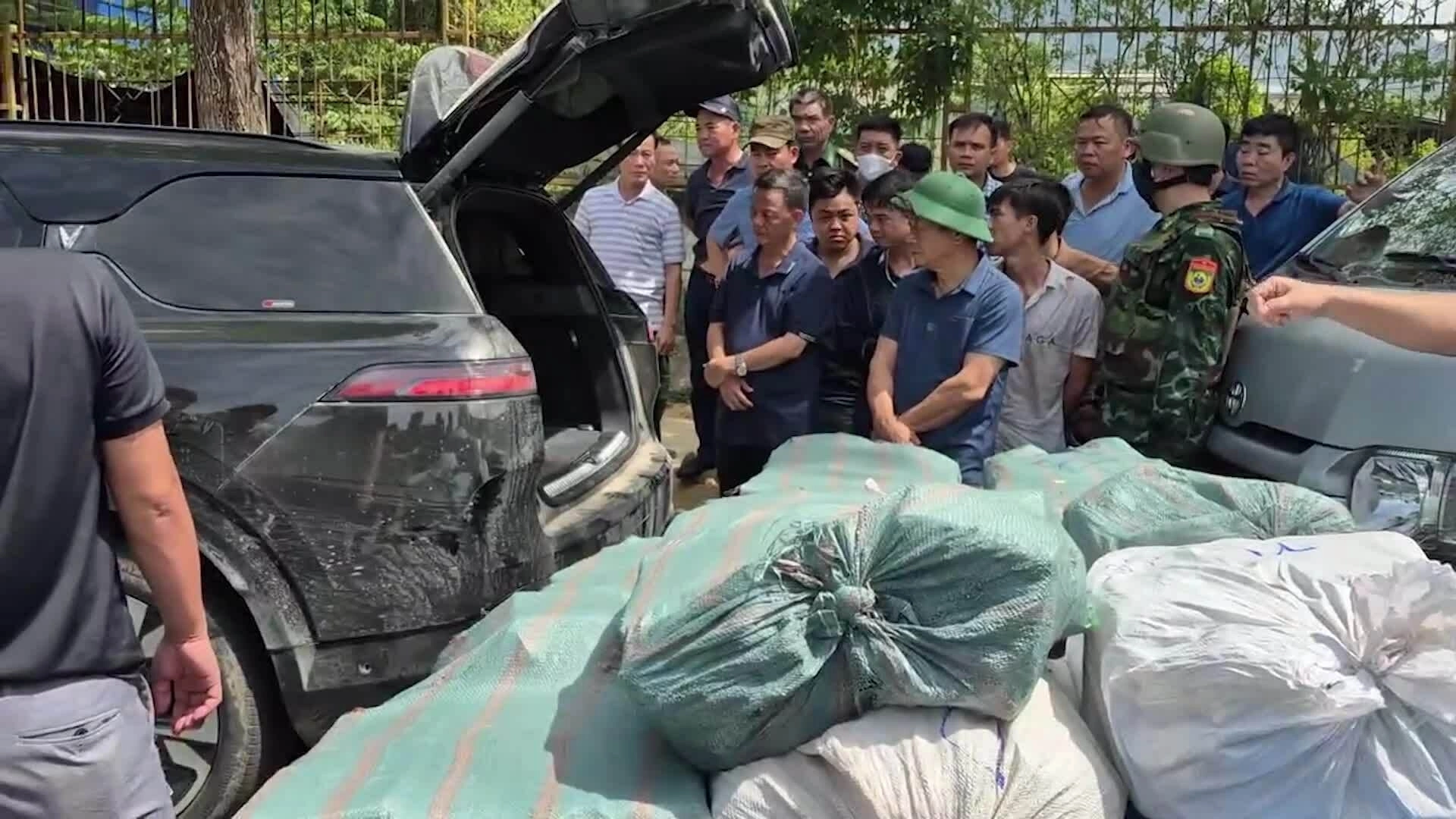 Hơn 295 ma túy chất đầy hai ôtô bị bắt ở Đà Nẵng