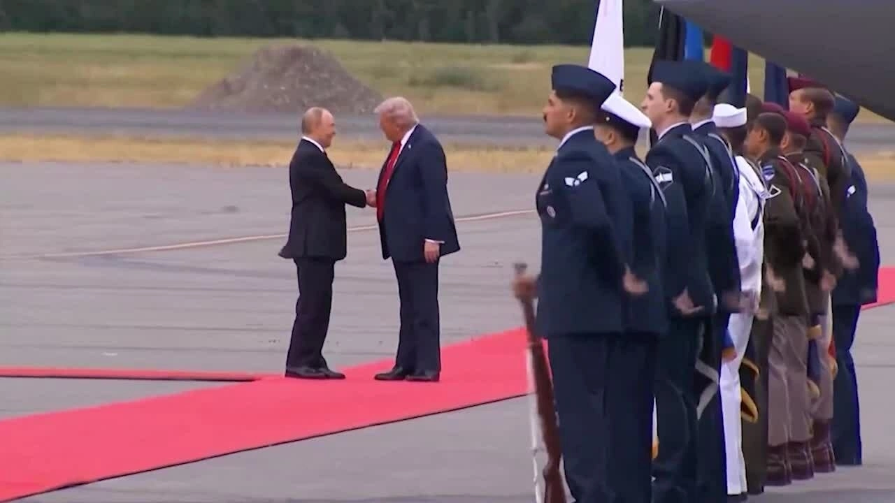 Tổng thống Trump đón tiếp người đồng cấp Putin tại Alaska