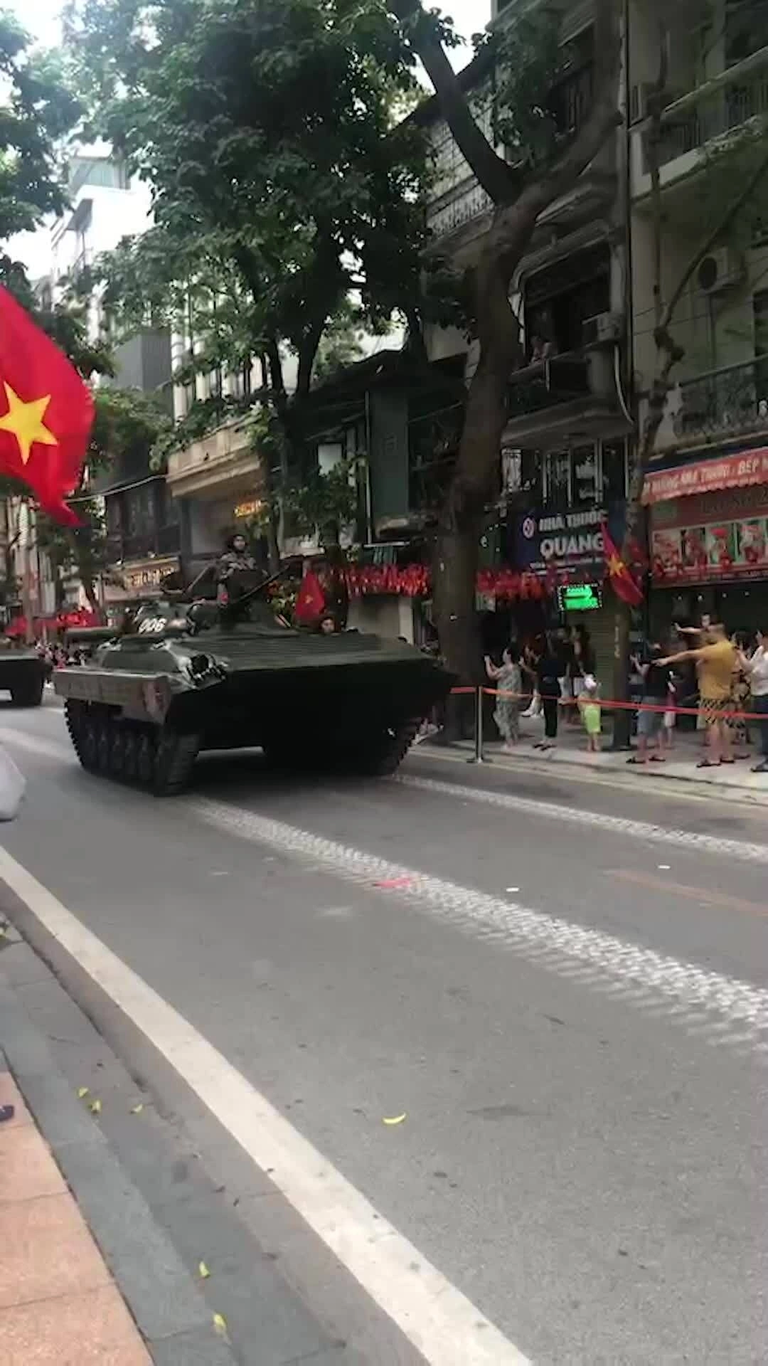 Khí tài, khối diễu binh