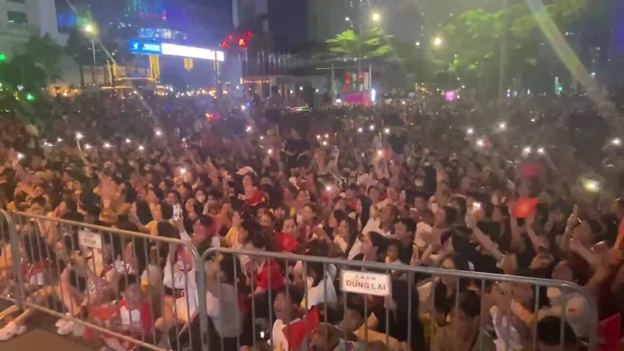 Người dân "mở concert" đoạn Liễu Giai