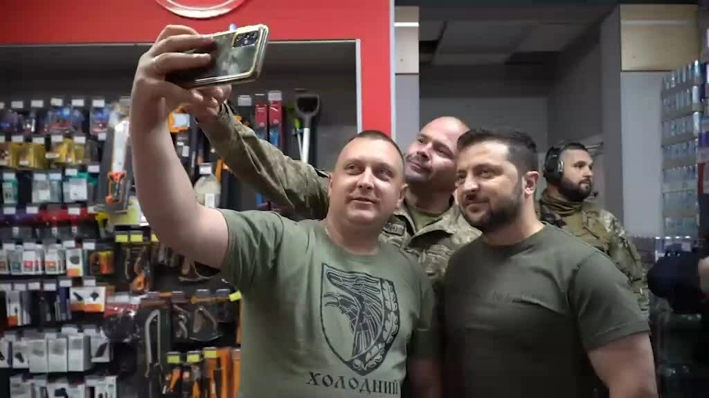 Trạm xăng - trụ cột hy vọng nơi tiền tuyến Ukraine