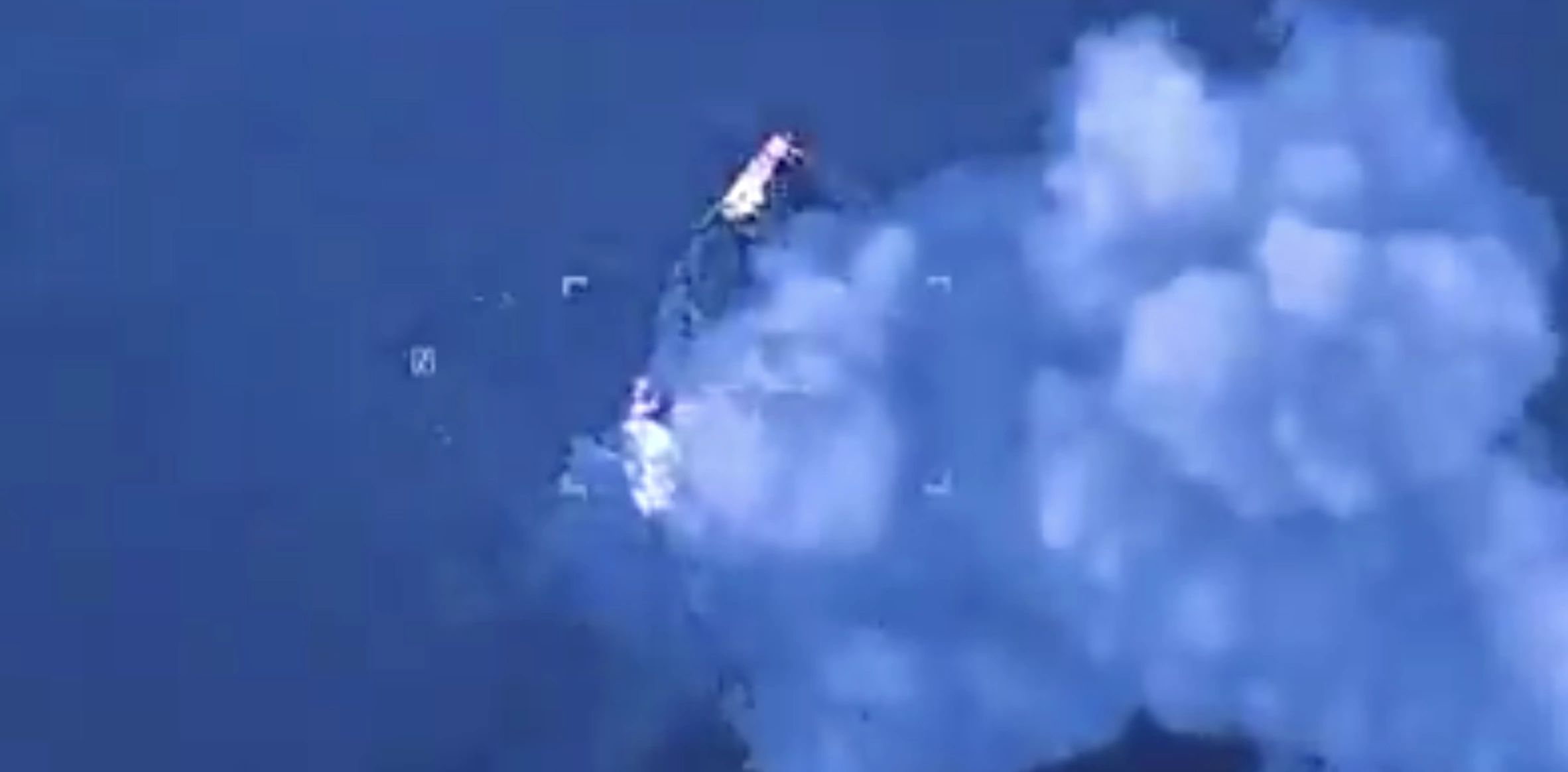 Mỹ bắn nổ 'xuồng chở ma túy' tại Caribe