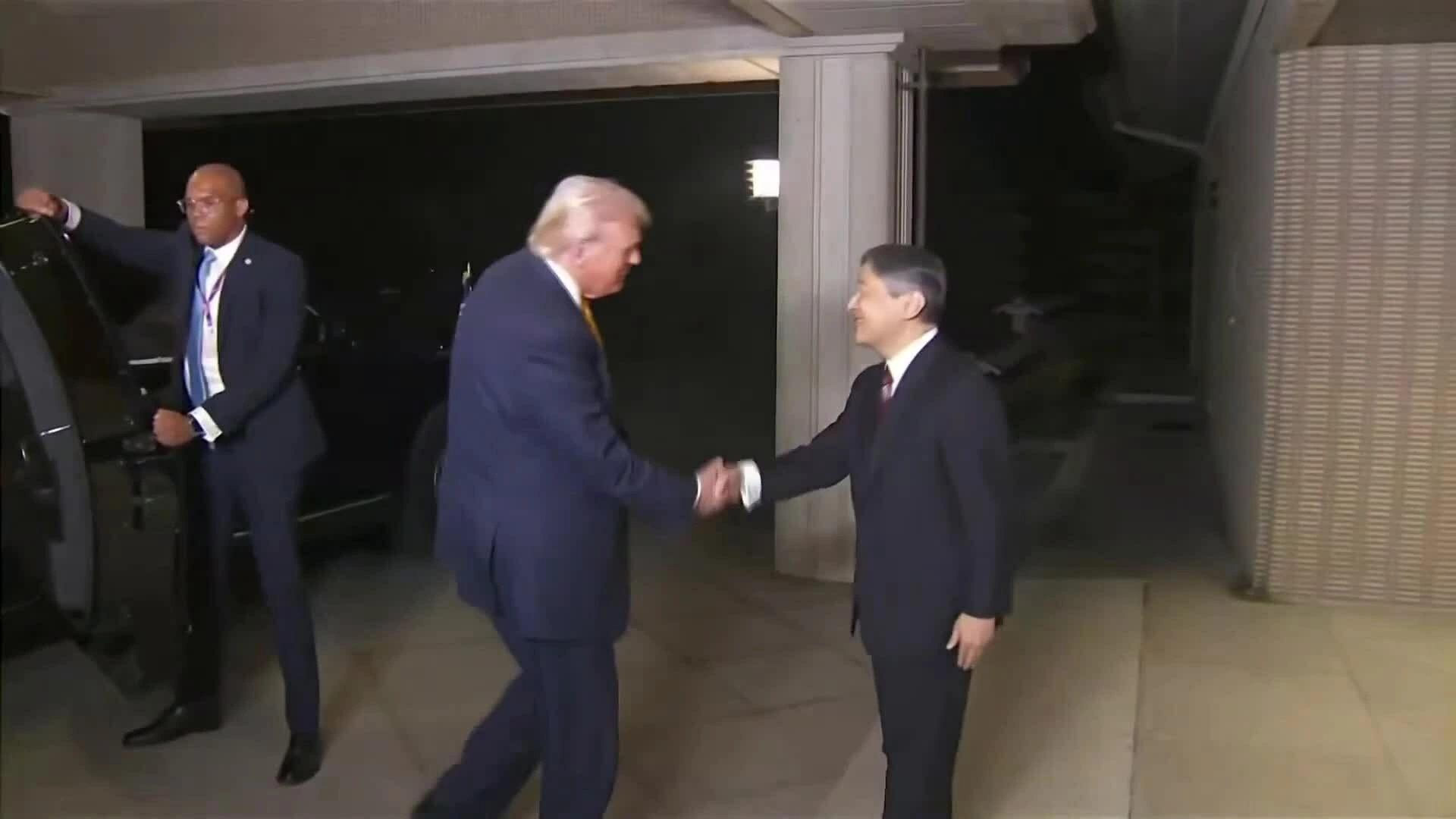 Tổng thống Trump lần đầu đến Nhật sau 6 năm
