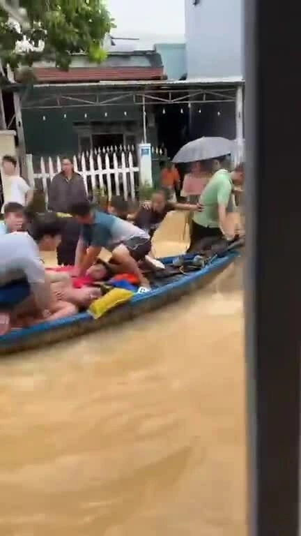 8 người trong gia đình nghi ngạt khí máy phát điện