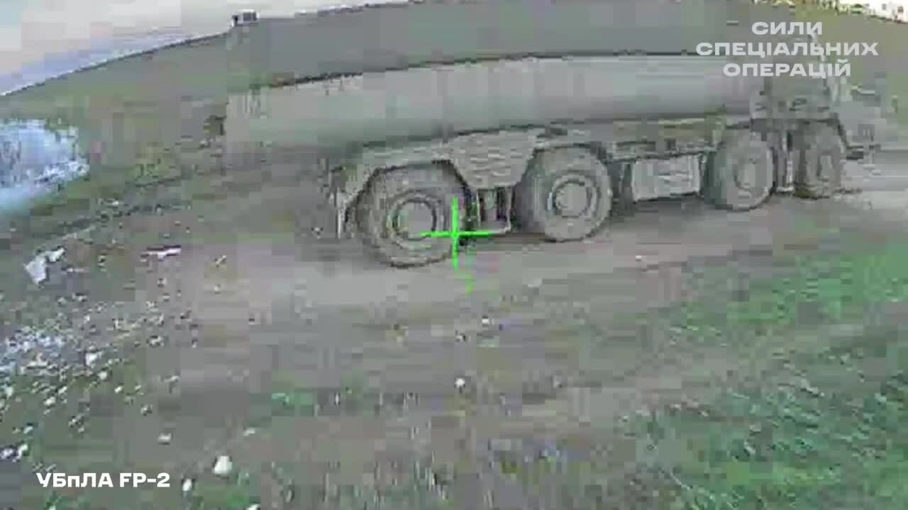 Ukraine đăng video tập kích bệ phóng S-400 tại Crimea