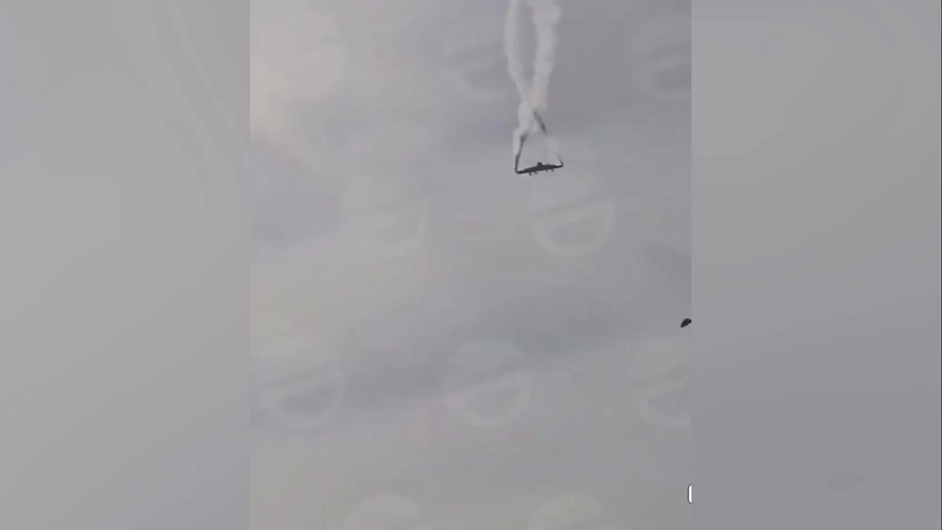 Vận tải cơ Thổ Nhĩ Kỳ 'vỡ tung trên không', rơi xuống Gruzia