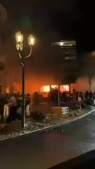 Nổ lớn gây nhiều thương vong ở khu nghỉ dưỡng Thụy Sĩ