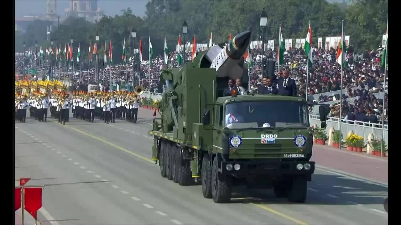 Ấn Độ khoe tên lửa siêu vượt âm tầm bắn hơn 1.500 km