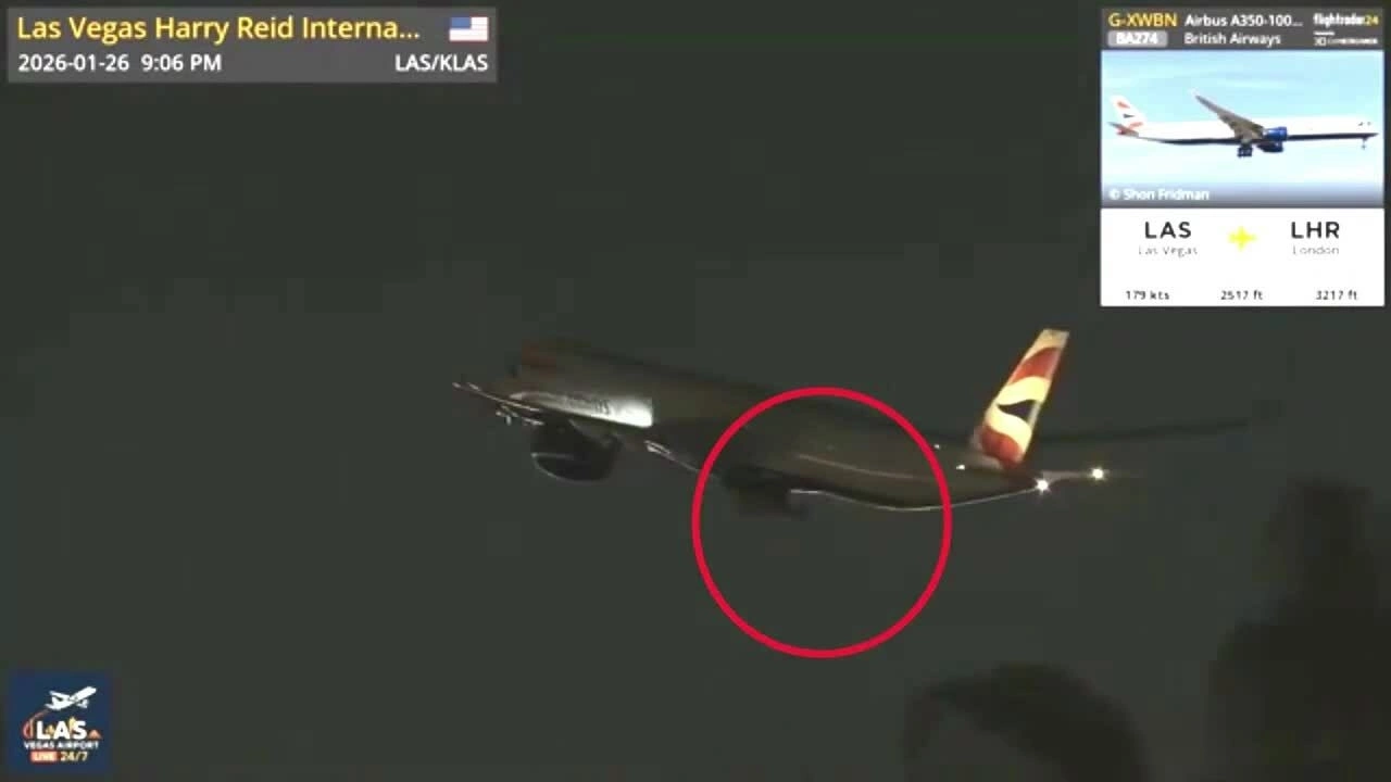 Phi cơ Anh rơi bánh khi khởi hành