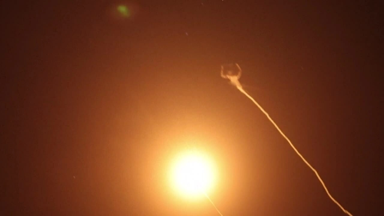 Ukraine để lọt tên lửa Zircon và Iskander-M, Kiev rung chuyển