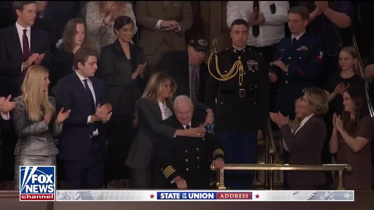 Nghệ thuật tạo điểm nhấn của ông Trump trong Thông điệp Liên bang