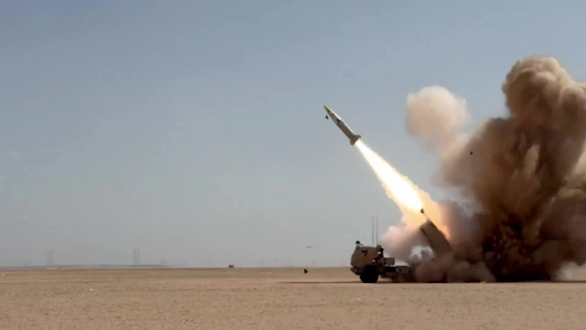 Mỹ có thể đã dùng HIMARS phóng tên lửa đạn đạo vào chiến hạm Iran