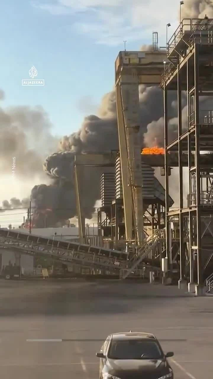 Nổ tại nhà máy lọc dầu ở Mỹ