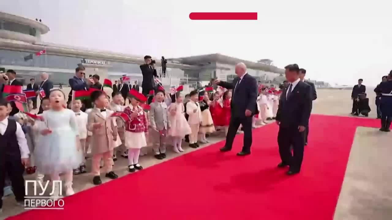 Triều Tiên bắn 21 loạt đại bác đón Tổng thống Belarus