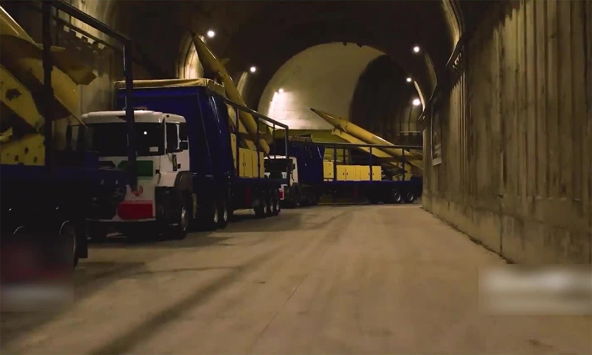 Iran tuyên bố bổ sung bệ phóng tên lửa nhanh hơn trước chiến sự